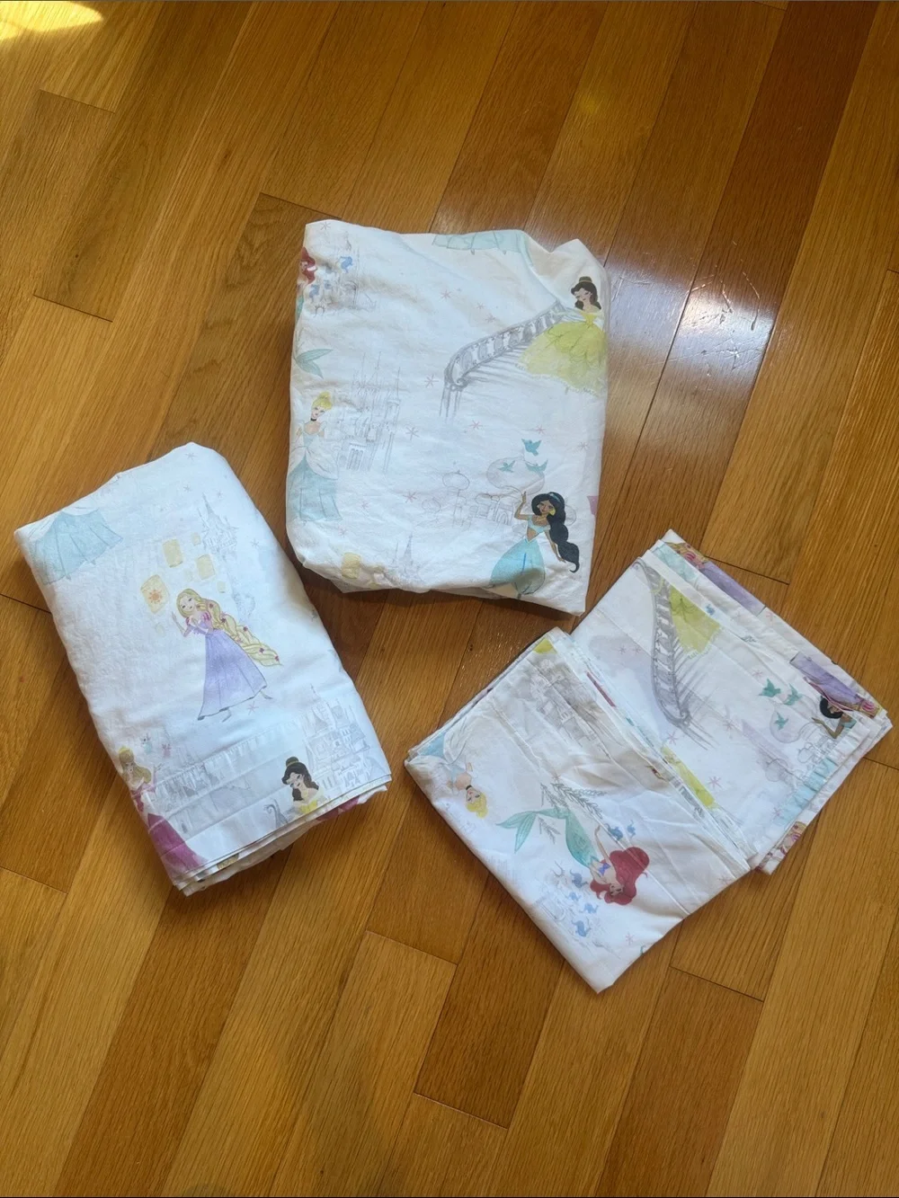 Pottery Barn kids Queen size Disney Princess sheets